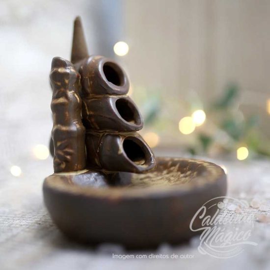 Fonte para cones de refluxo bambu castanho