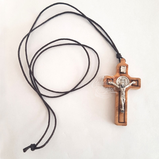 Fio Cruz de São Bento Madeira